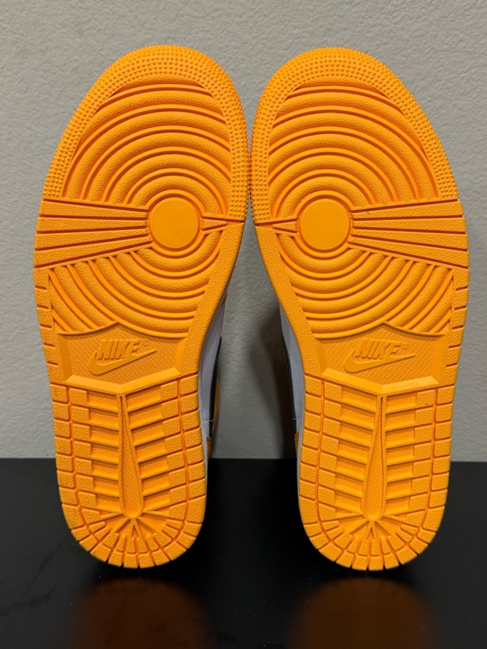 Size 8.5 - Air Jordan 1 Mid “Reverse Yellow Toe” - Picture 4 of 6